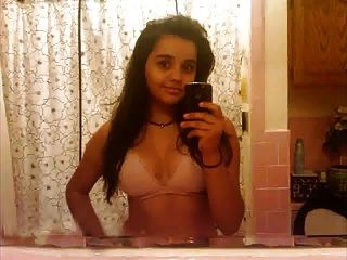 Chubby Girl Friend Nude Selfie